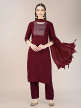 Women Kurta Pant Dupatta Set-1120MAROON