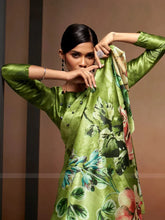 Women's Latest Bollywood Floral Printed Satin Saree With Unstiched Blouse-AVN-8090-GREEN