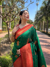 Womens Fashion Ethnic Kanjeevaram Green Color Sarees-MLSHWSA2047GRN