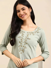 Women's Sea Green Solid Kurta SetKC-3325eagreen
