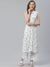 Women White & Black Floral Printed Kurta with Palazzos ( JOKPL 1356 White )-JOKPL-1356