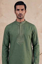 Green Silk Blend Solid Emboidered Sequins Kurta With Trouser MKSET2276