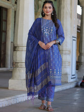 Women Blue Cotton Printed Kurta Set