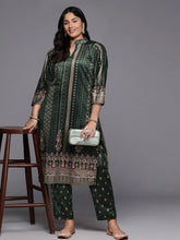 Plus Size Digital Printed Velvet Kurta and Pant Set-AP-AHKUPN-COMBO-1073