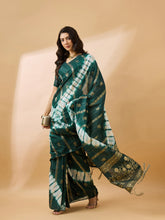 Womens Fashion Ethnic Green Color Sarees-MLSHWSA1300GRN0ONE