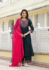 Green Solid Nylon Kurta Pant With Dupatta Set With Thread & Mirror Work-J4722JADEGREEN