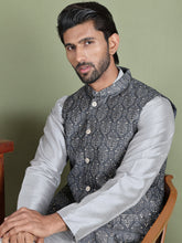 Men's Printed Nehru Jacket With Kurta Pyjama Set ( JOKPWC 636S 4084Charcoal )