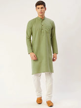 Men's Pista Cotton Solid Kurta Pyjama