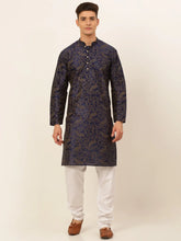 Men Navy Blue Paisley Printed Kurta with Pyjama ( JOKP 667 Navy )