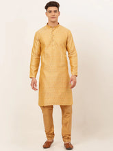 DesiQlo Men's Golden Embroidered Kurta Payjama Sets ( JOKP 676 Golden )