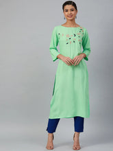 Women Green & Pink Yoke Embroidered Straight Kurta ( JOK 1354 Green)-JOK-1354