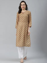 Women Yellow & Maroon Floral Printed Keyhole Neck Kurta ( JOK 1367 Yellow )-JOK-1367