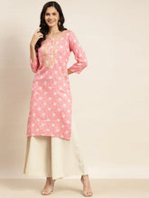 Floral Printed Embroidered Detail Kurta ( JOK 1463 Pink )