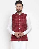 Men Maroon Checked Nehru Jacket ( JOWC 4003 Maroon)-JOWC-4003