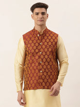 DesiQlo Men's Maroon Self-Designed Waistcoat ( JOWC 4026 Maroon )