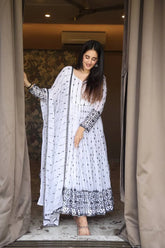 Women's White Faux Georgette Embroidered Anarkali Kurta Pant With Dupatta-MED3-TD-6036-WHITE