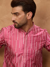 Ethnic Bay Men Pink Silk Blend Geometric Printed Straight Kurta-MKU1533