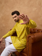 Ethnic Bay Men Yellow Viscose Rayon Ethnic Motifs Printed Straight Kurta-MKU1542