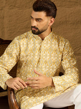 Ethnic Bay Men Yellow Viscose Rayon Geometric Printed Straight Kurta-MKU1601