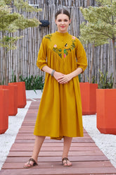Plus Size Mustard Casual Wear Hand-painted Dress With Stand Collar-CL-SW-3051