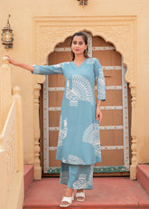Women's Printed Powder Blue Viscose Kurta With Pant