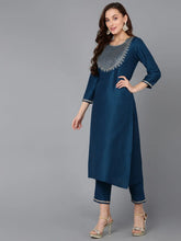 Women Silk Blend Yoke Design Kurta Set