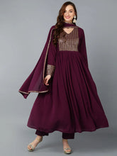 Women Georgette Yoke Design Kurta Trouser