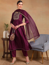Women Purple Silk Blend Yoke Design Straight Kurta Pant Set With Dupatta