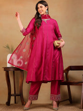 Women Purple Silk Blend Embroidered Anarkali Kurta Pant Set With Dupatta