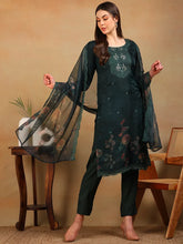 Women Green Organza Embroidered Straight Kurta Pant Set With Dupatta-PKSKD2305
