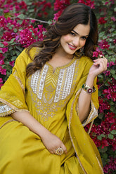 Yellow Silk Blend Solid Embroidered Anarkali Kurta Salwar With Dupatta PKSKD2887