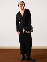 Women Black Acrylic Wool Collar Midi Dress-SFDRSS13384