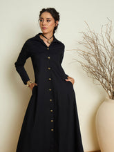 Women Black Foil Print Longline Shirt Dress-SFDRSS13418