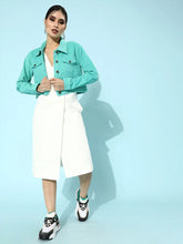 Women Solid Green Collared Neck Full Sleeve Jacket