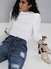 Women Blue High Waist Distressed Knee Jeans-SFJEAN0068