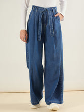 Women Blue Wash Wide Leg Belted Denim Jeans-SFJEAN0831