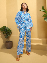 Women Blue & White Poplin Floral Shirt With Pants-SFSETS96143