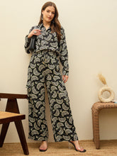 Women Black Printed Oversize Shirt With Box Pocket Pants-SFSETS96502