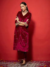 Women Fuchsia Velvet All Over Embroidered Straight Kurta-SHKUR00495