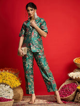 Women Green Floral Blazer With Tapered Pants-SHSET96569