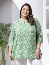 Plus Size Women Tropical Printed Cotton Empire Top-TOPGREENZILLPLUS