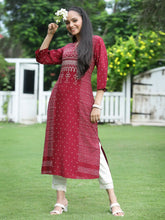 Women's Maroon Rayon Slub Bandhani A-Line Kurta
