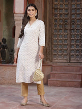 Women's Off - White Rayon Printed Straight Kurta