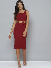 Women Maroon Cut-Out Buckle Detail Bodycon Dress