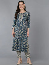 Women Silk Blend Floral Kurta