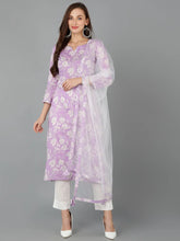 Women Cotton Blend Printed Floral Kurta-VKSKD1715