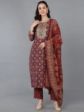 Women Silk Blend Embroidered Abstract Printed-VKSKD1687
