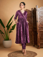 Women Mauve Velvet Wrap Gathered Kurta