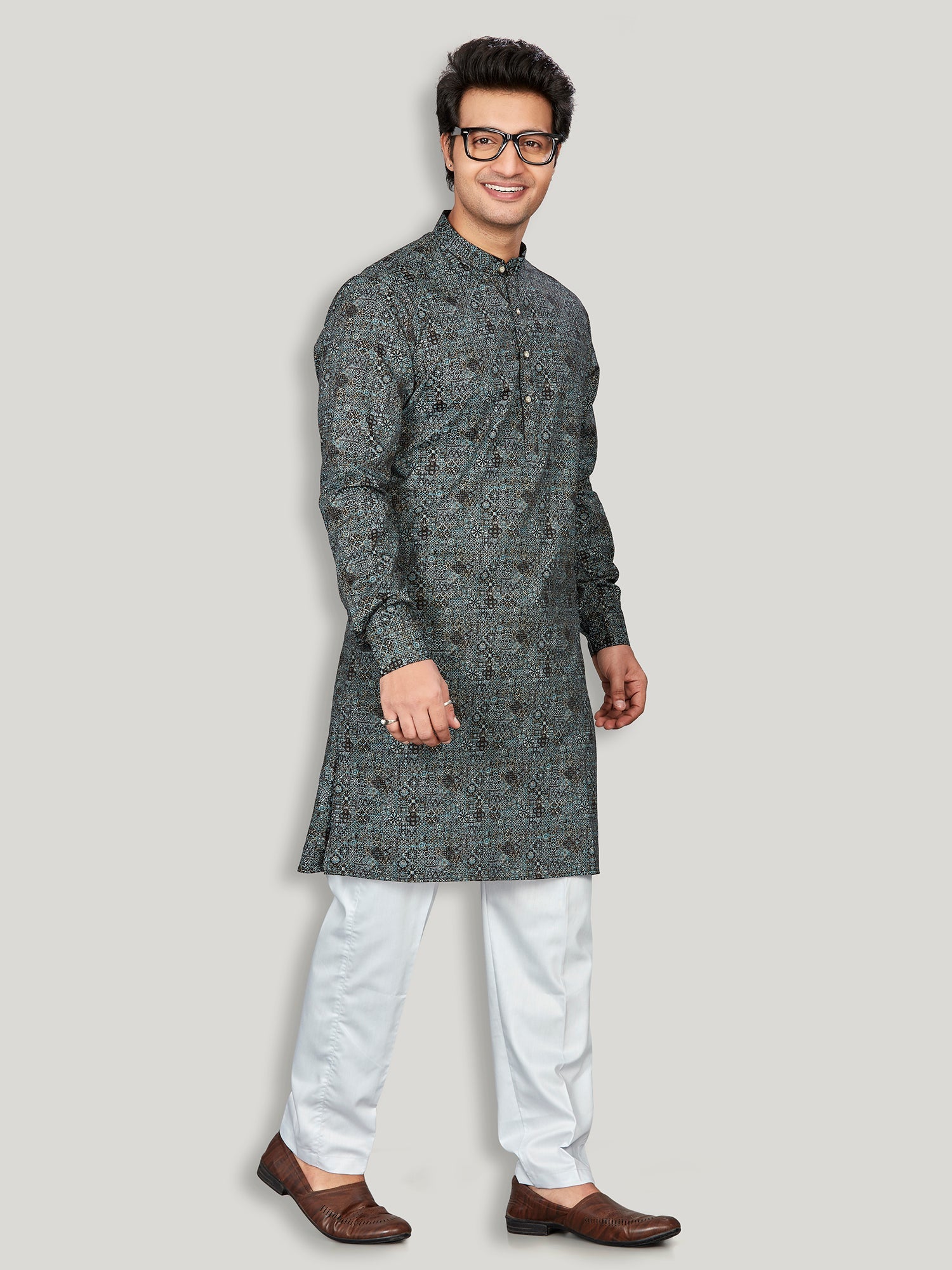 Cotton Kurta for Men - Grey | KPAVCUPBK3 | DesiQlo