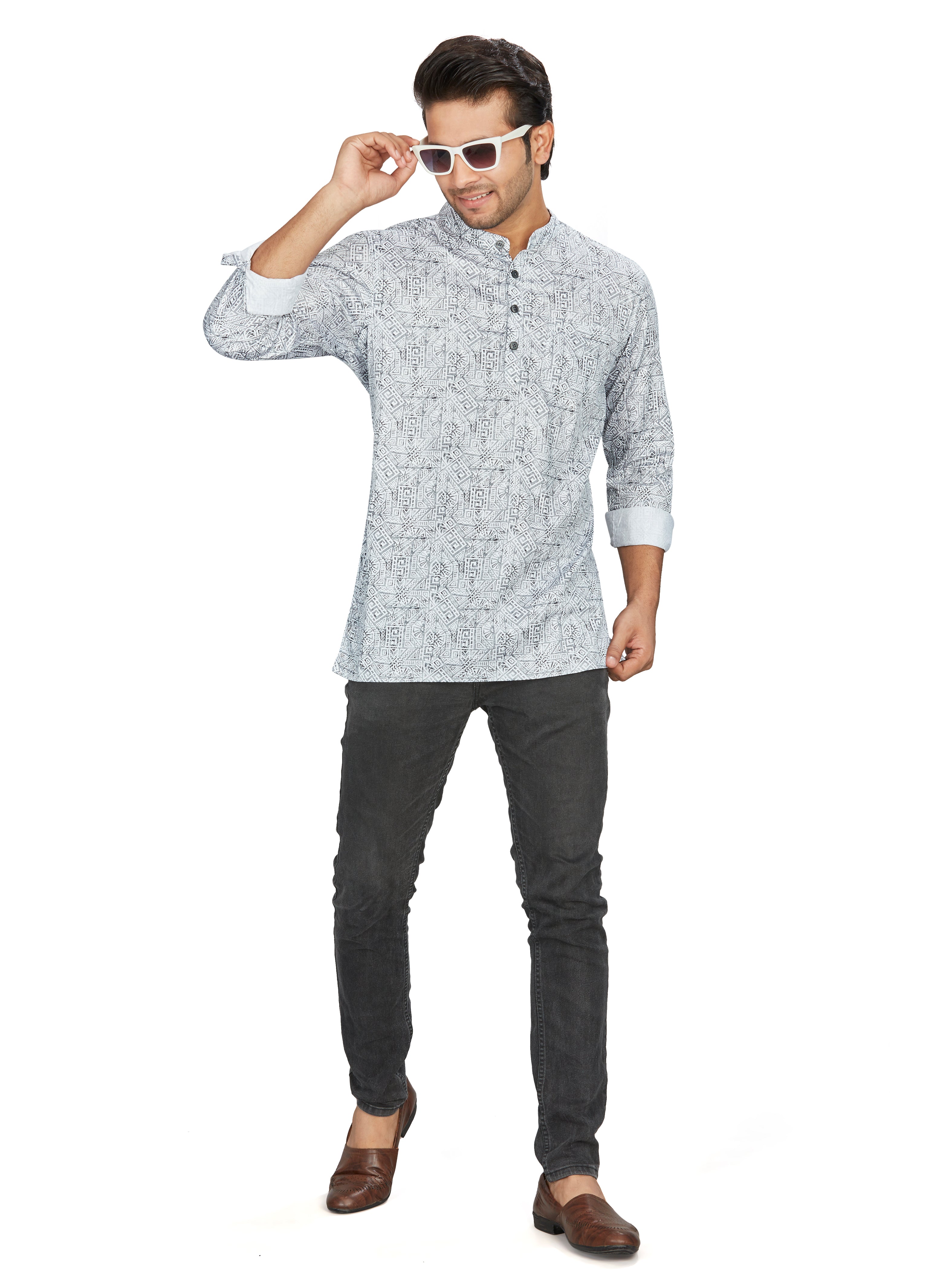 Cotton Short Kurta for Men - Multicolor | SKAVSPBWH3 | DesiQlo